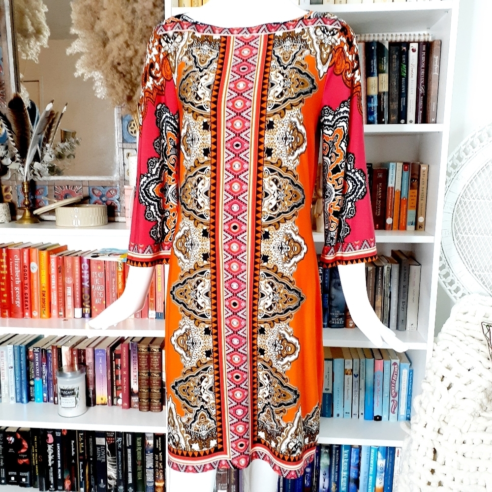 ECI Ny Orange Abstract Print Knee Lengh Dress